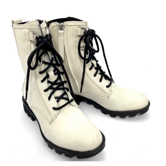 Sorel Phoenix Fawn Nubuck Leather Lace up Mono Biker Boot in Off-White Size 6 - Picture 7 of 11